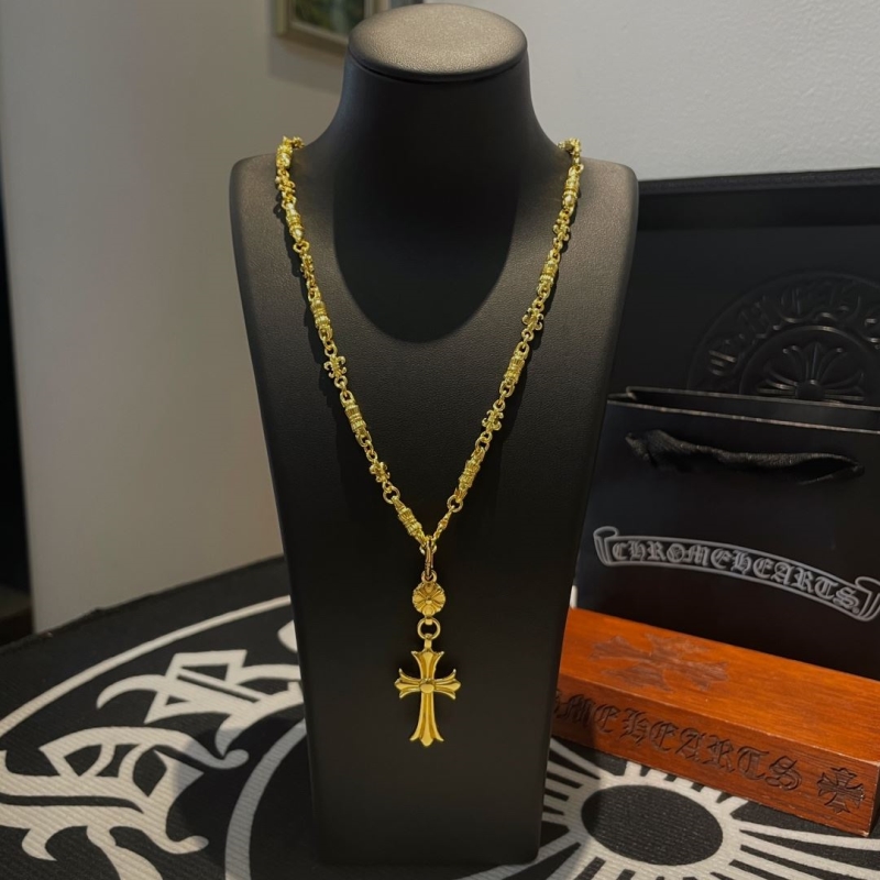 Ch**me He**ts necklaces